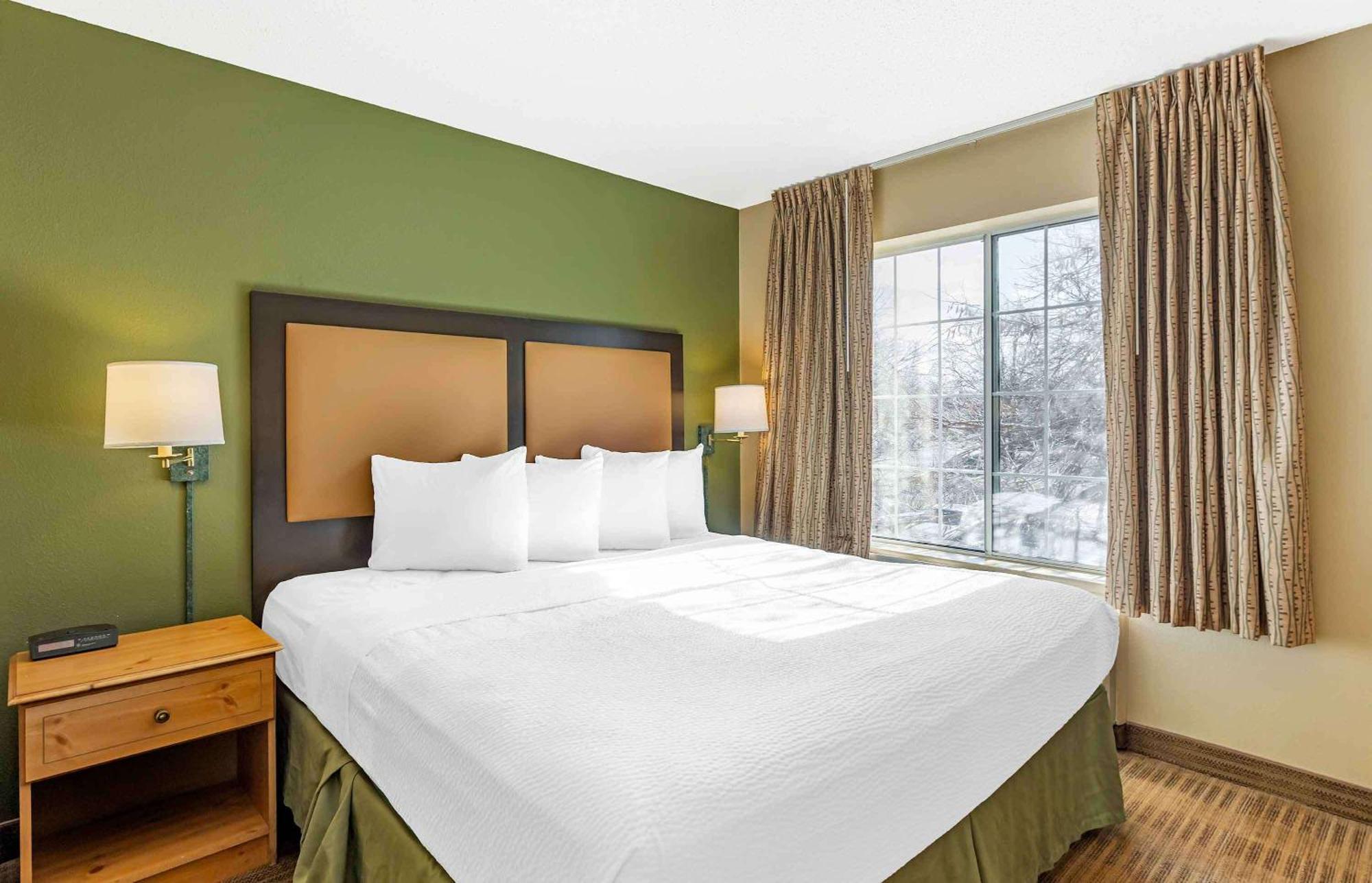 Extended Stay America Select Suites - Chicago - Naperville - East Exteriör bild