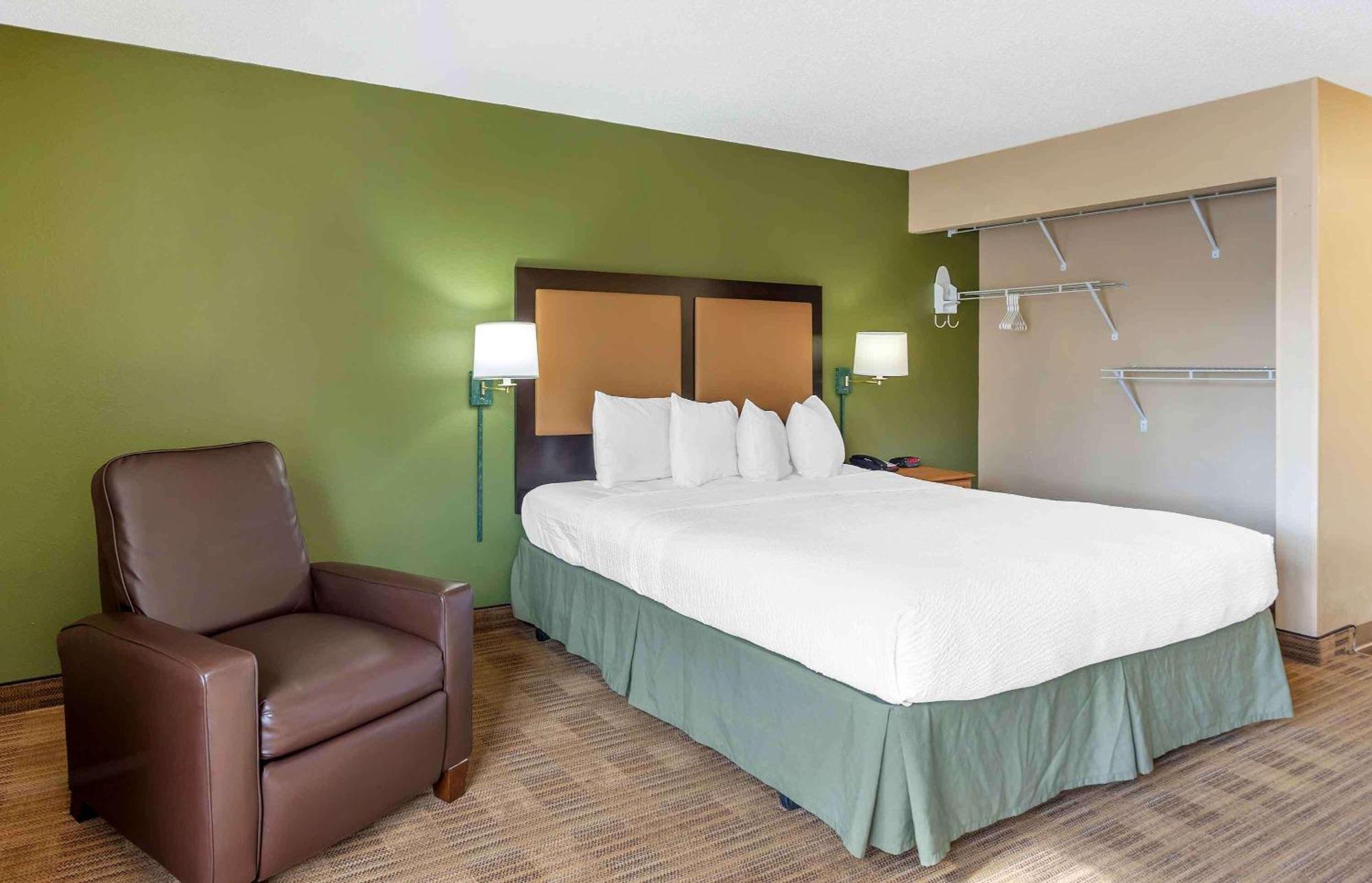 Extended Stay America Select Suites - Chicago - Naperville - East Exteriör bild