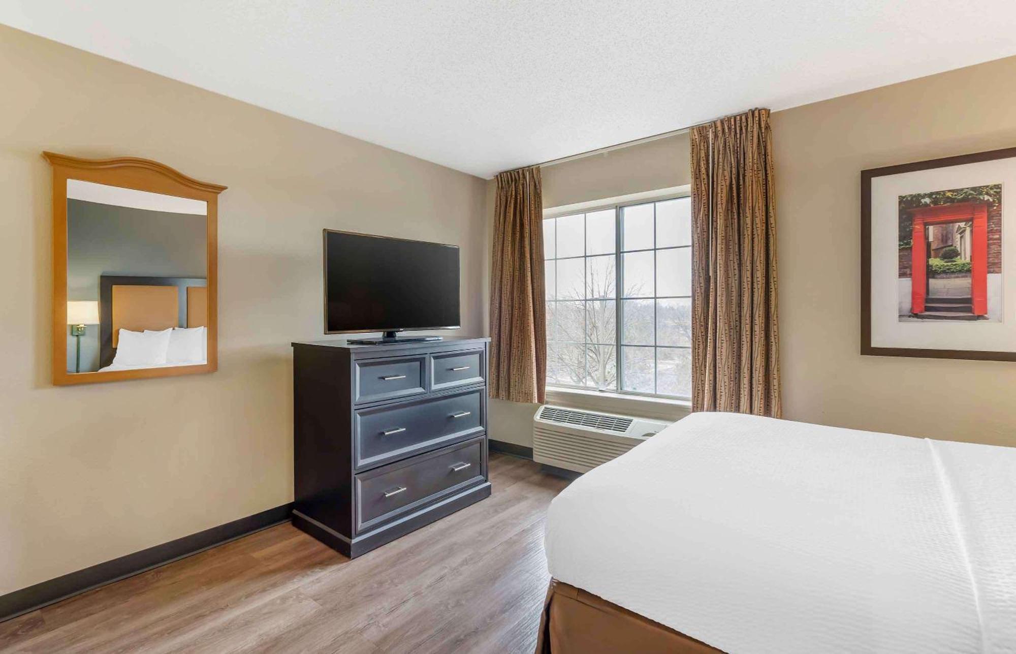 Extended Stay America Select Suites - Chicago - Naperville - East Exteriör bild
